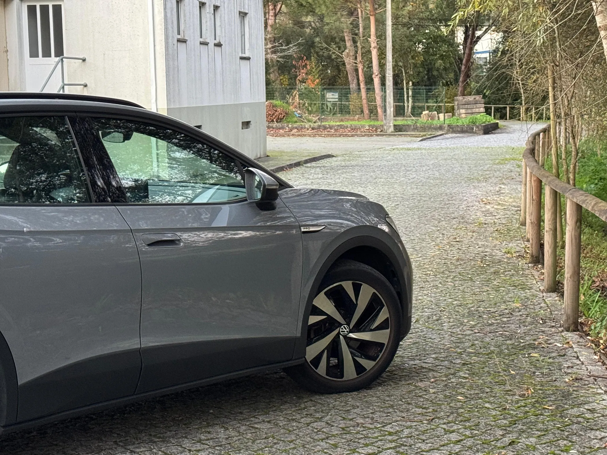 imgi_13_API_NCAUTO_17641783955190-0