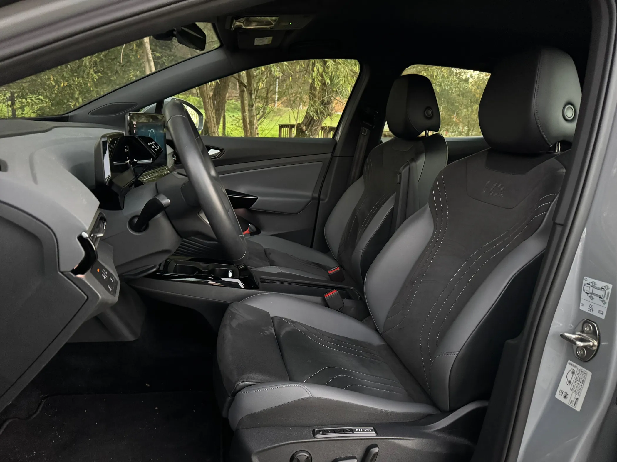 imgi_26_API_NCAUTO_17641783953920-0