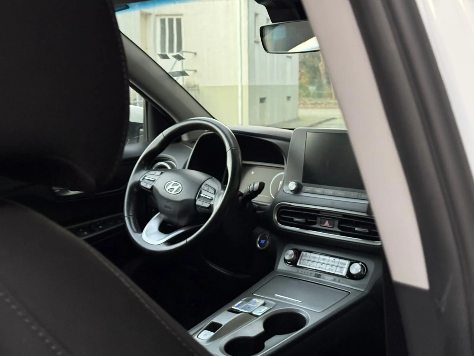 imgi_27_API_NCAUTO_17646937769950-0