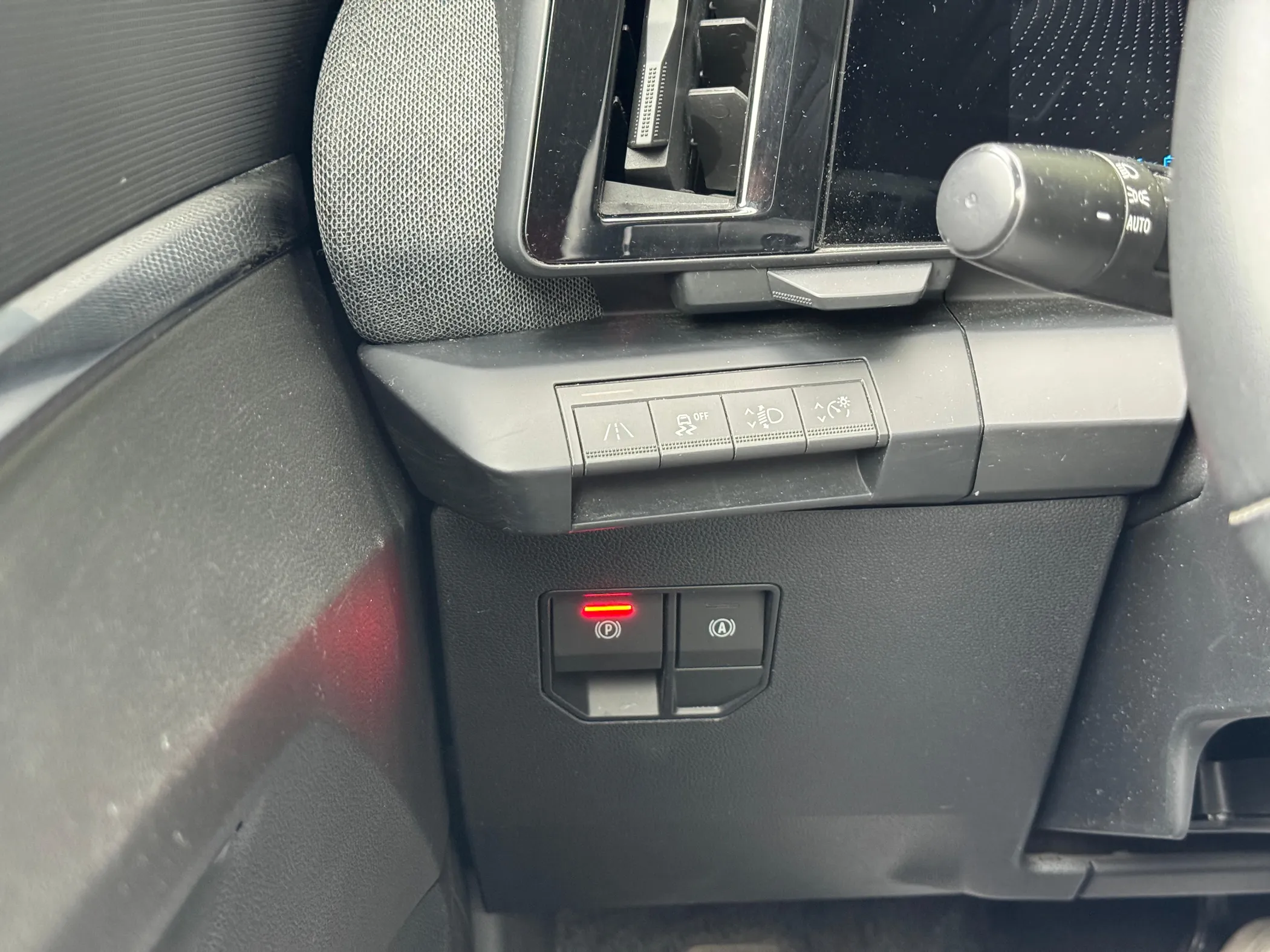 imgi_30_API_NCAUTO_17575989803030-0