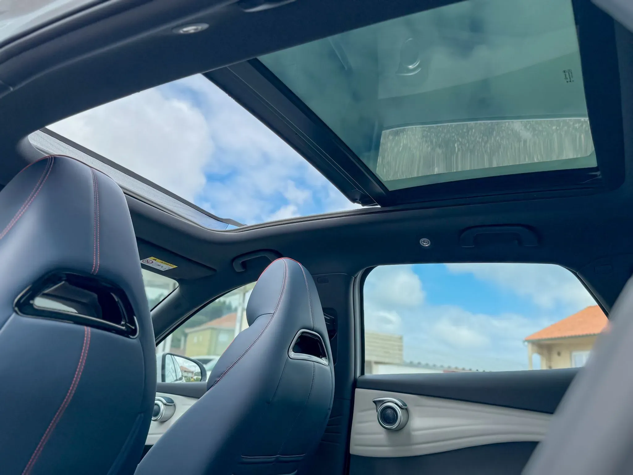 imgi_32_API_NCAUTO_17647596508870-0