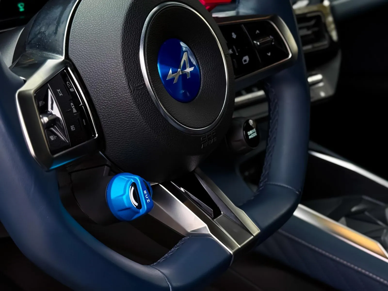 imgi_32_API_NCAUTO_17677282163760-0