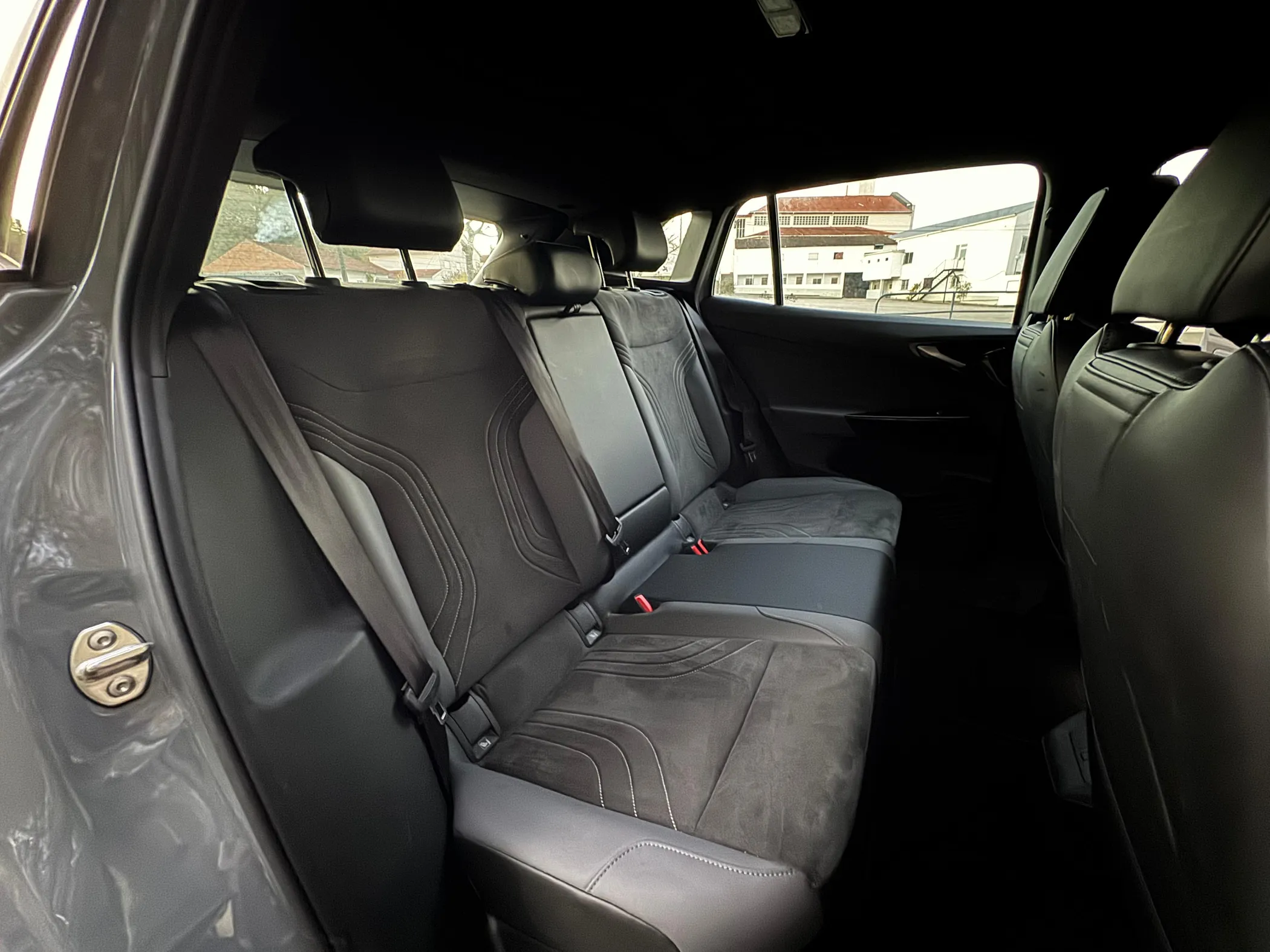 imgi_38_API_NCAUTO_17641783881480-0