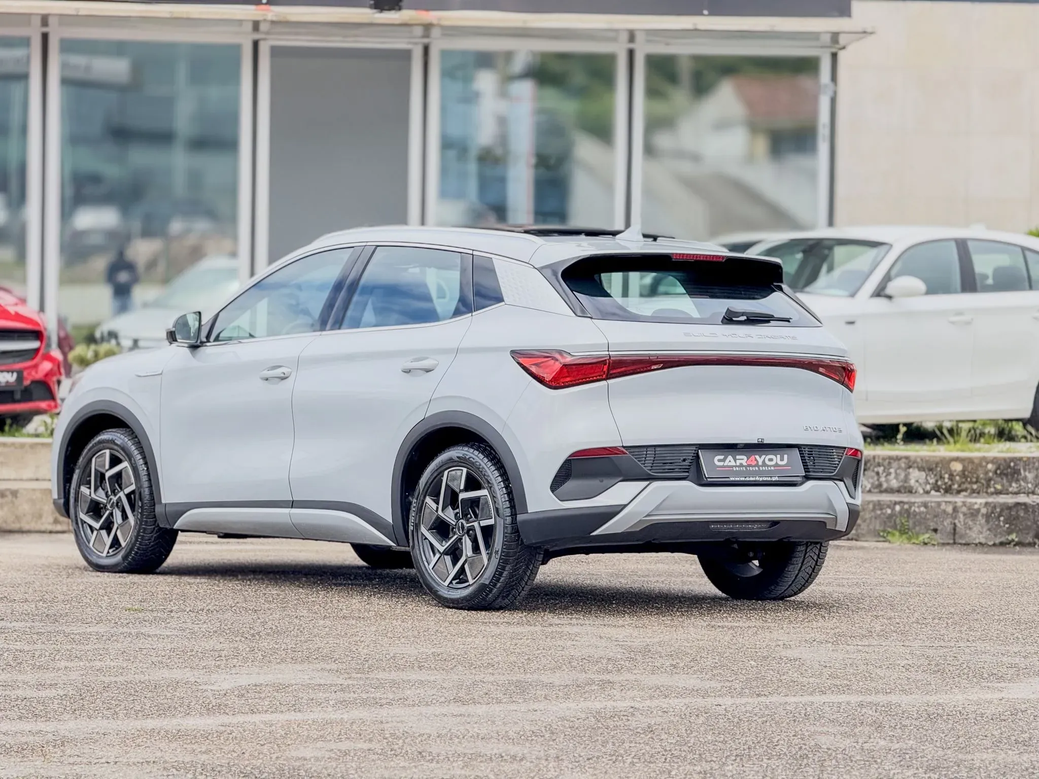 imgi_8_API_NCAUTO_17647596547450-0