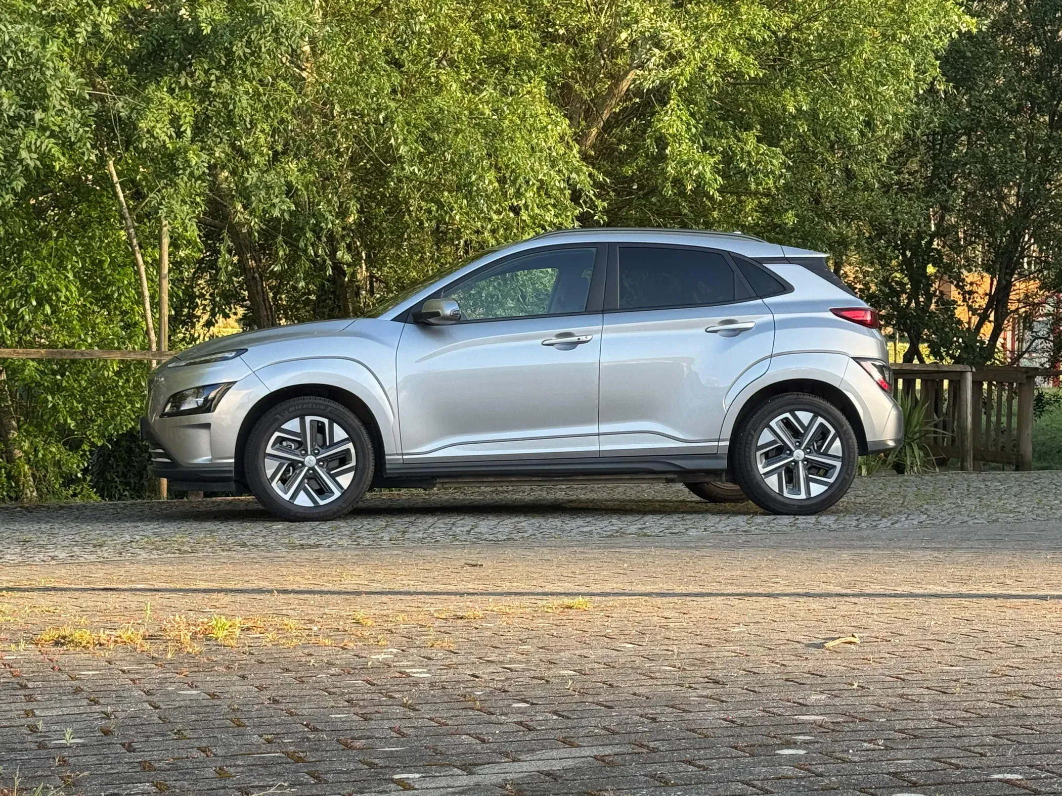 
								Hyundai Kauai full									