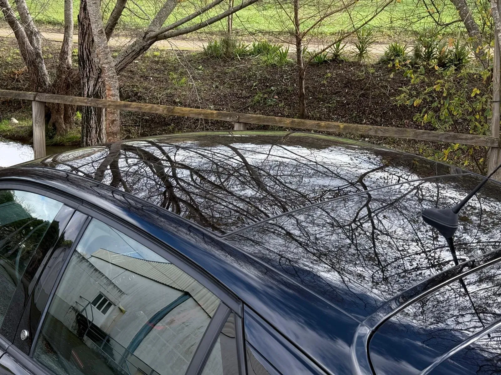 
								Opel Corsa-e full									