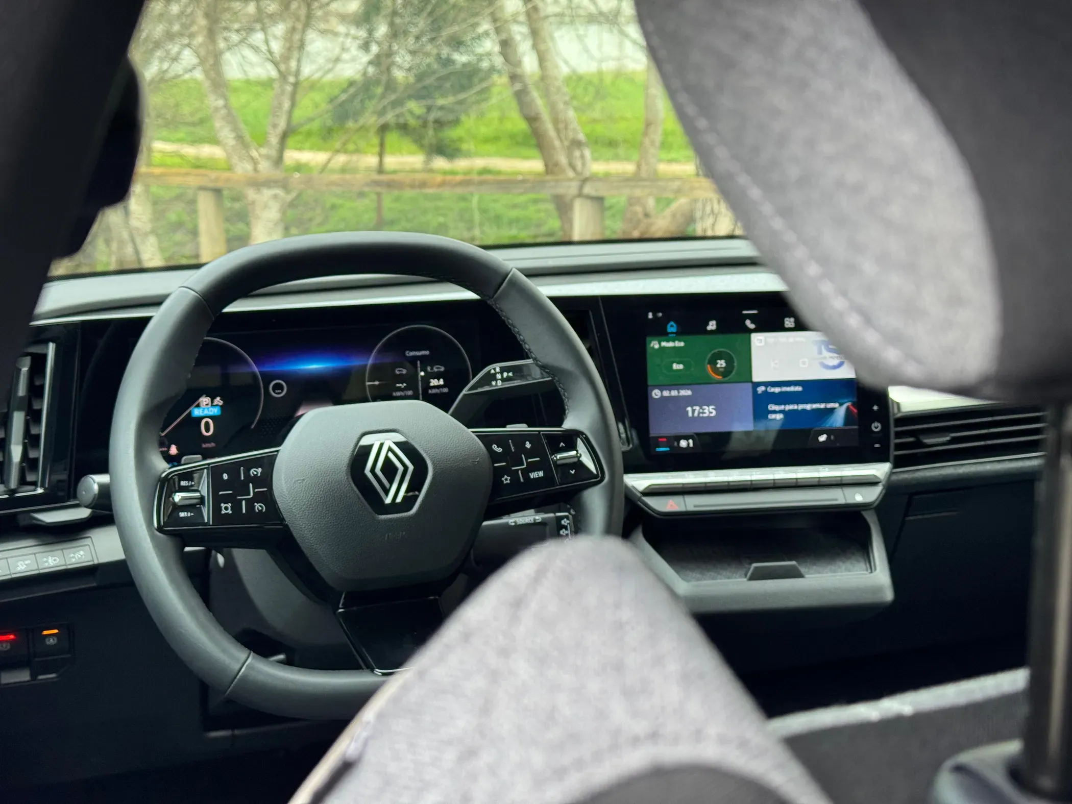 
								Renault Mégane full									