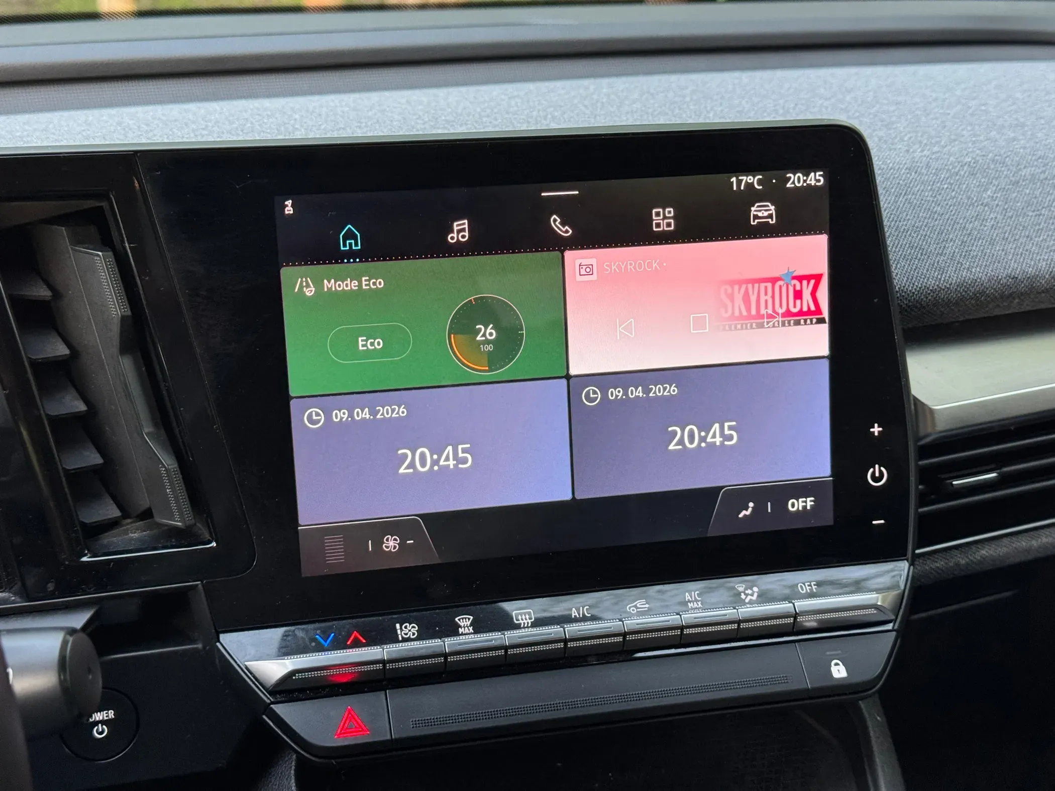 
								Renault Mégane E-Tech full									