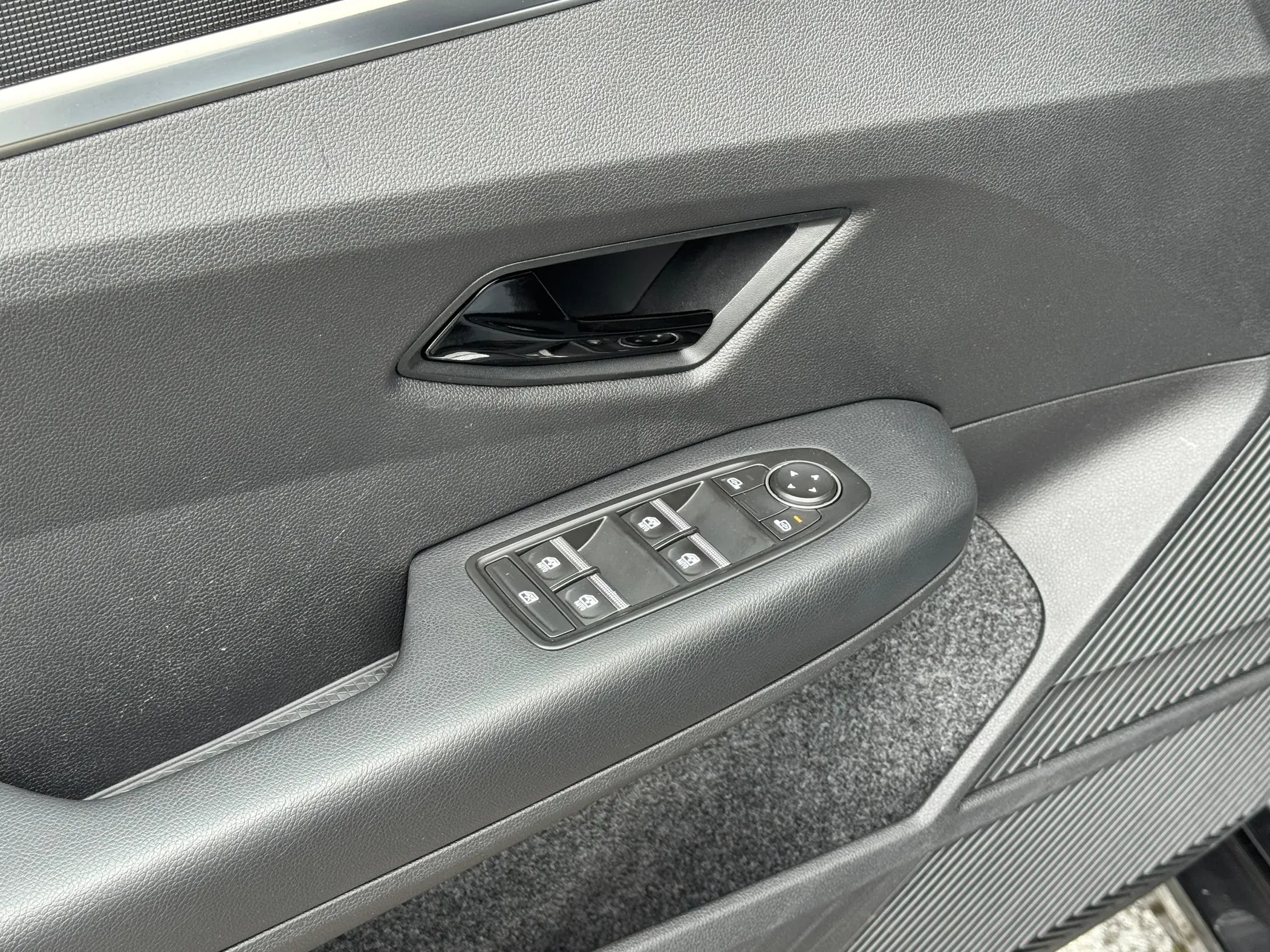 
								Renault Mégane full									