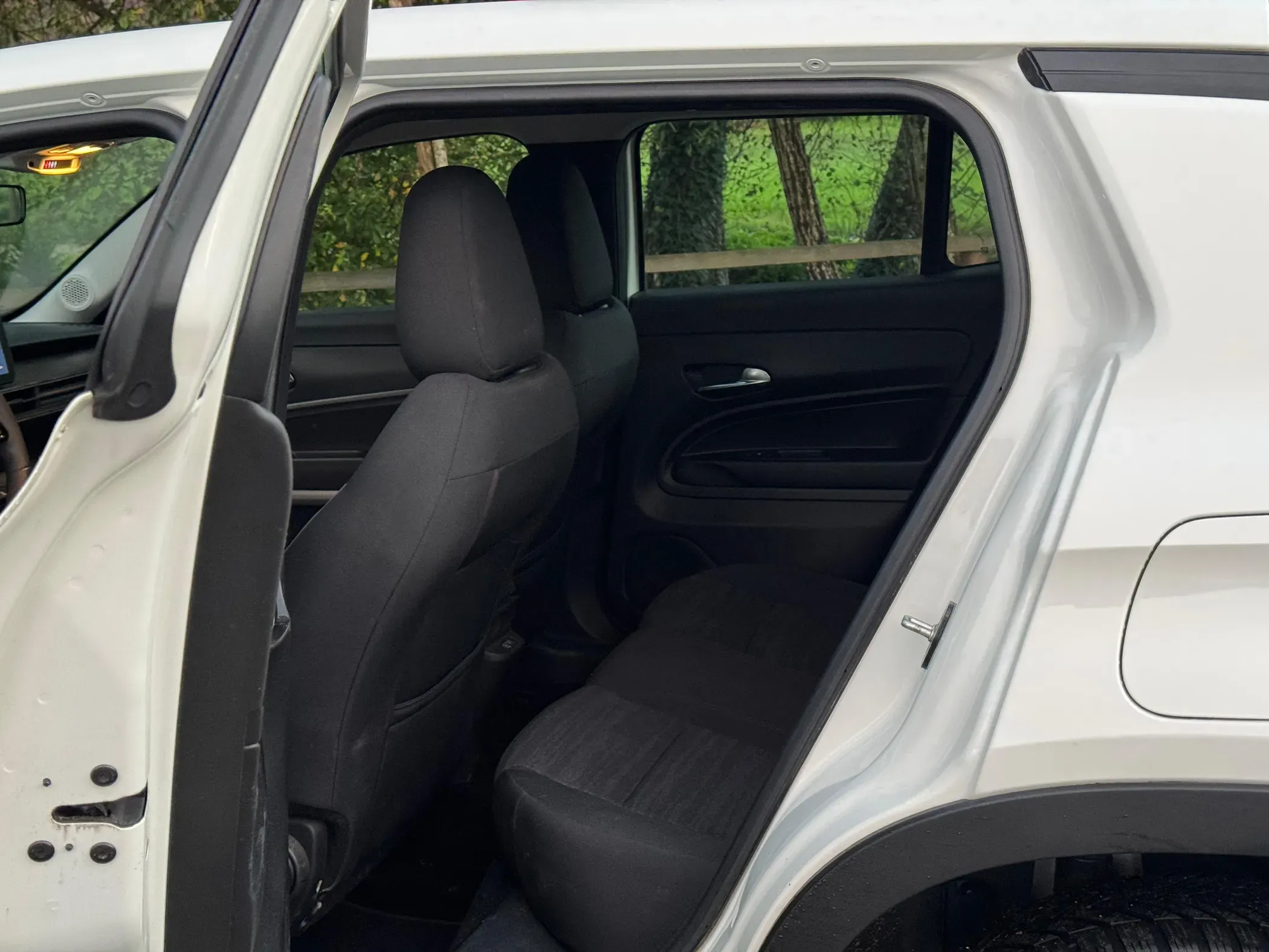 
								Jeep Avenger full									