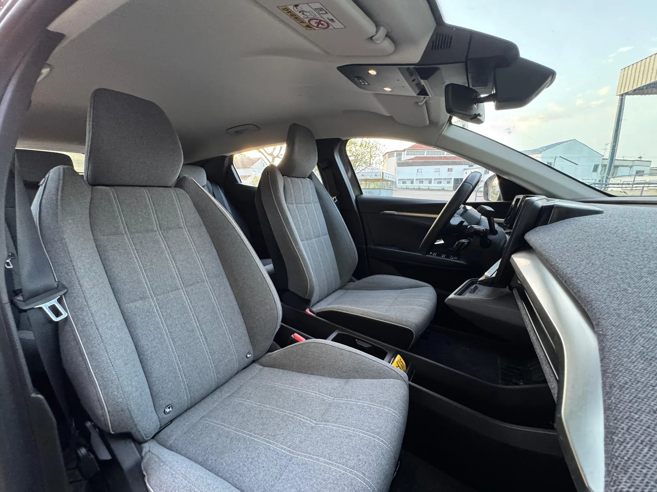 
								Renault Mégane E-Tech full									