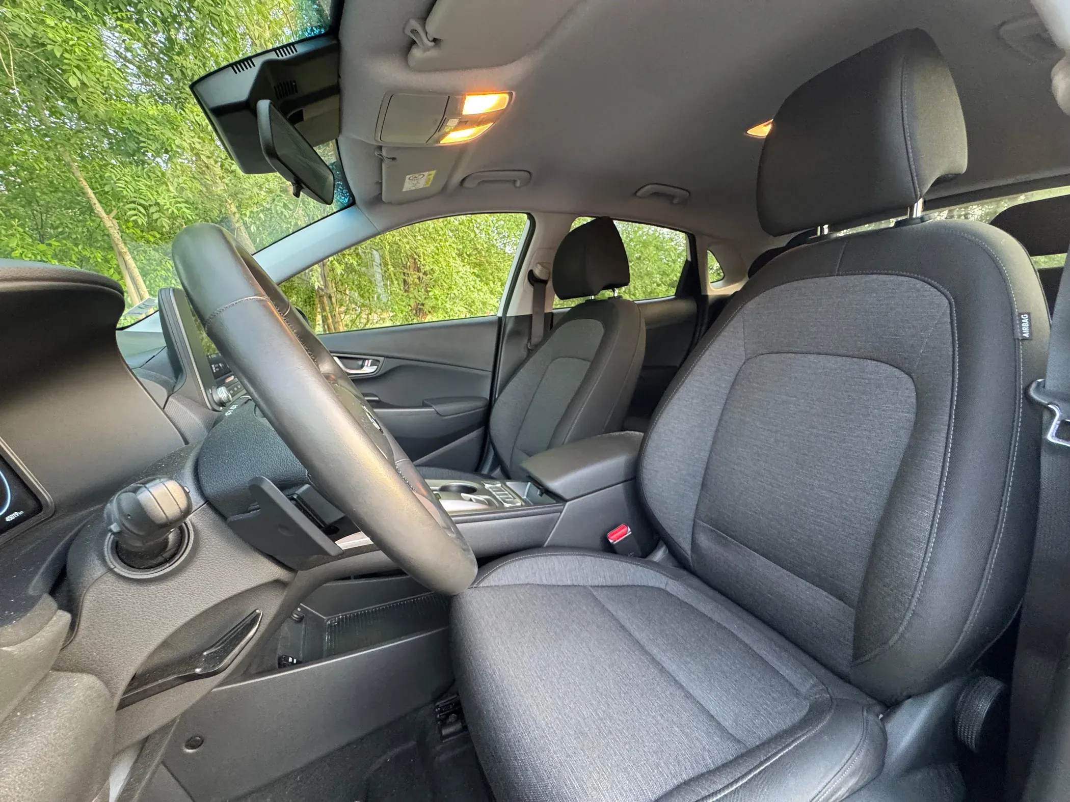 
								Hyundai Kauai full									