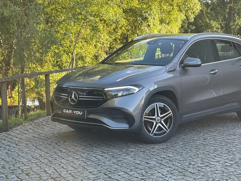 
								Mercedes Benz EQA 250 full									