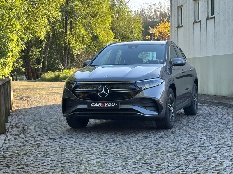 
								Mercedes Benz EQA 250 full									