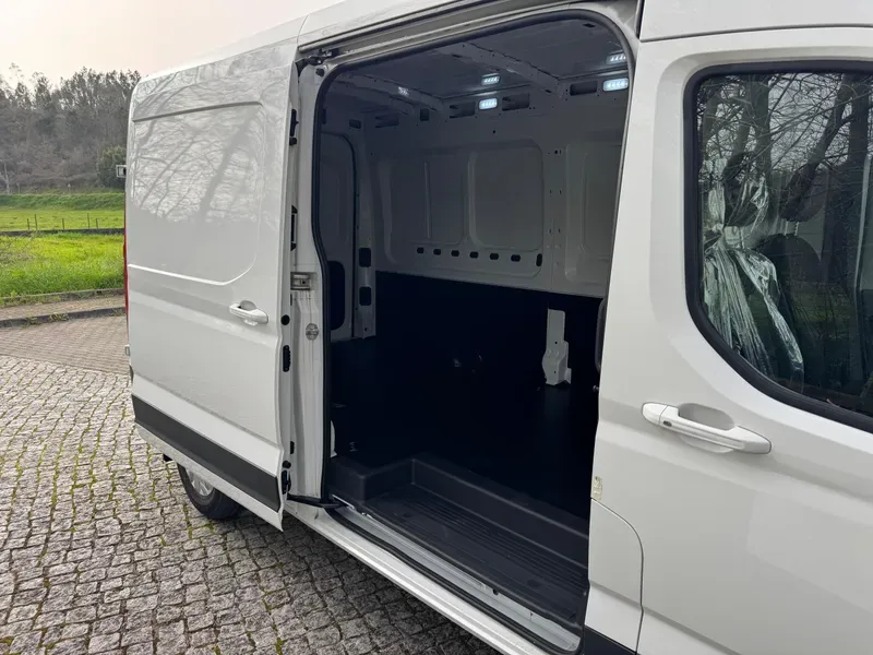 
								Maxus eDeliver full									