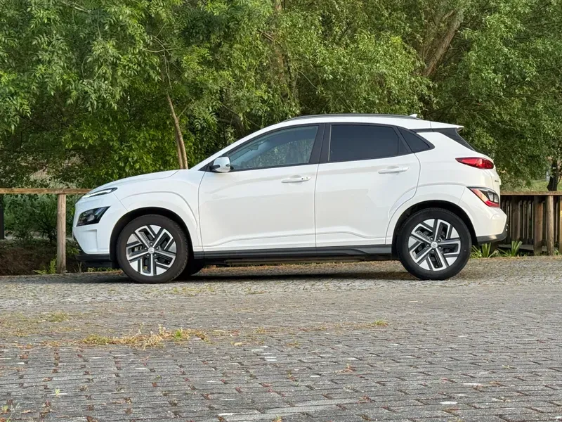 
								Hyundai Kauai full									