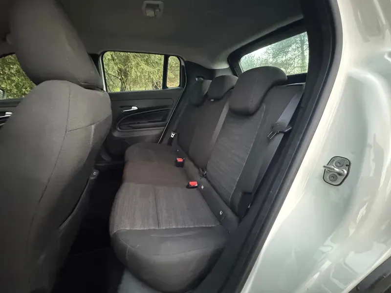 
								Jeep Avenger full									